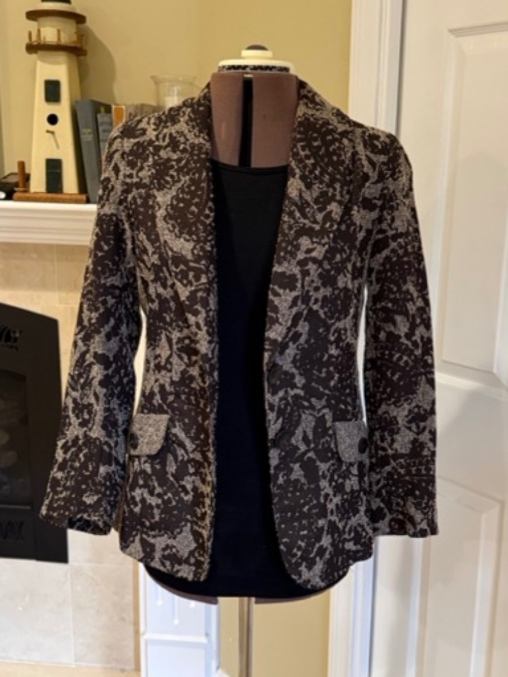 Coldwater Creek Dark Chocolate Floral Jacquard Blazer Petite 10